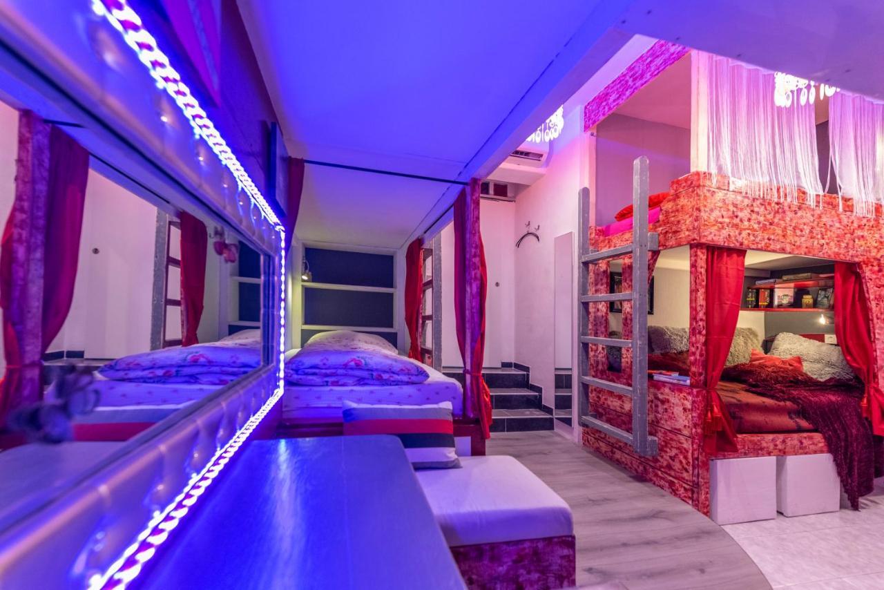 Ricardo Team-Hostel ปิเยชชานา อูวาลา ภายนอก รูปภาพ